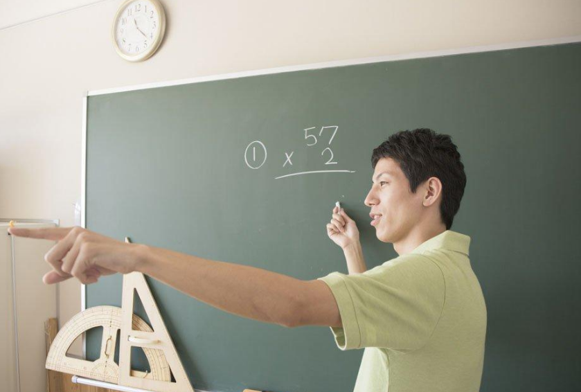 兼职飞行教员如何平衡工作压力与教学责任