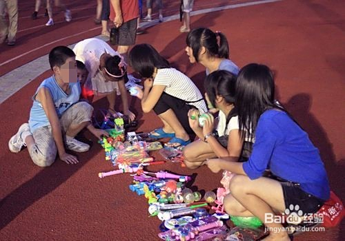兼职摆地摊卖白凉粉如何快速上手赚零花钱