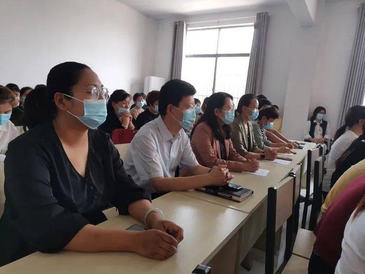 东湖区各村社区兼职工作好找吗申请流程简单吗