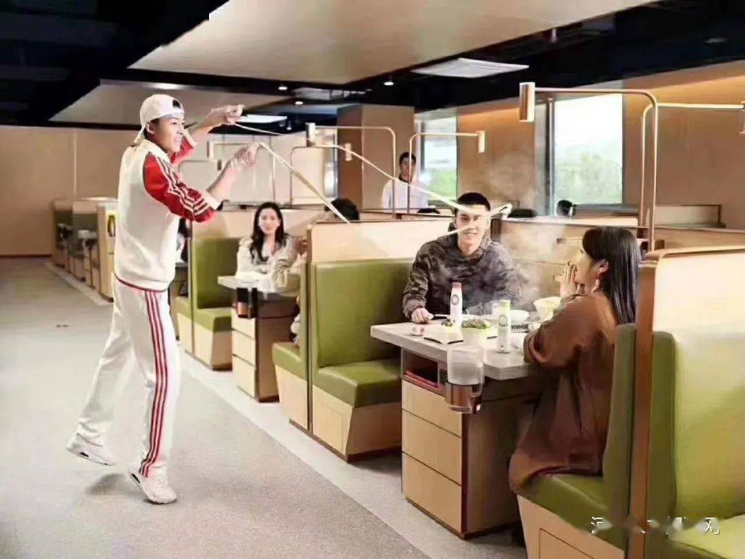 北京咖啡厅兼职包食宿工作生活都方便靠谱吗