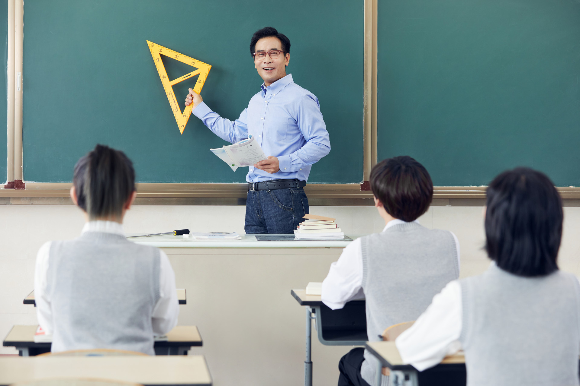 会计老师兼职授课如何平衡工作与生活