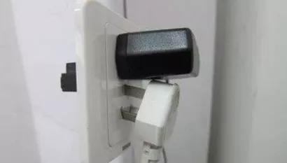 兼职插座接线你真的知道怎么安全操作吗
