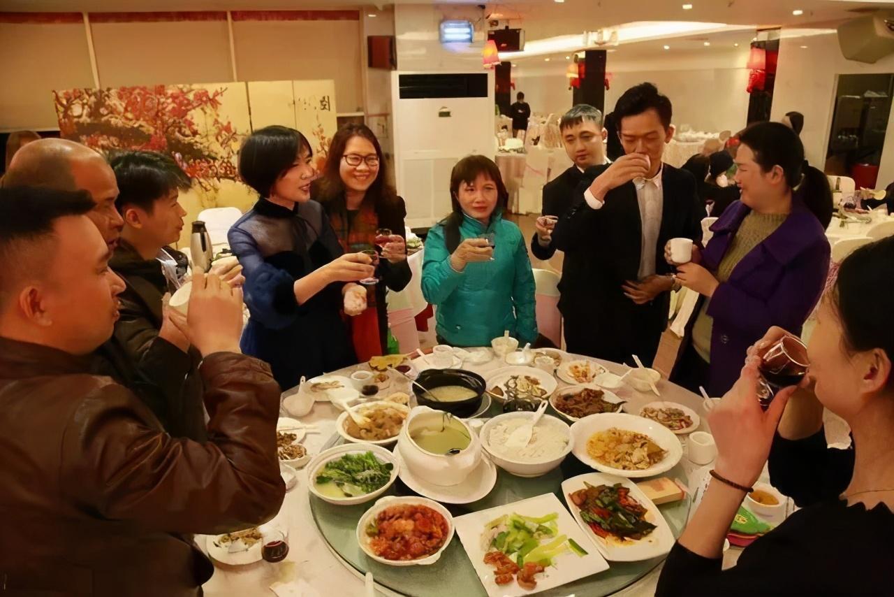 吃酒席兼职新手也能快速上手赚外快方法简单实用