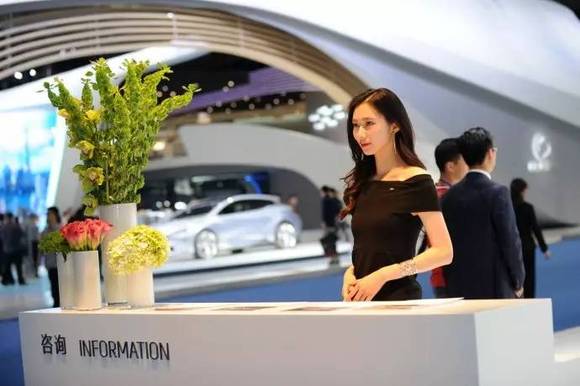 加入上海摄影礼仪模特兼职群轻松赚外快